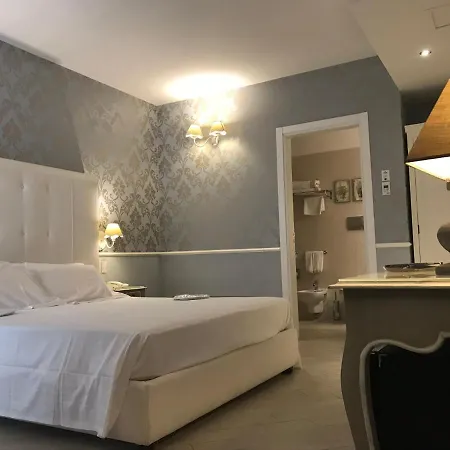 Hotel Marina & 4*