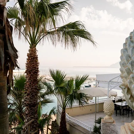 Essence Sicily - Marina & Szálloda