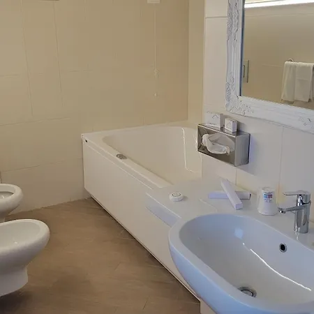 Essence Sicily - Marina & 4* Balestrate