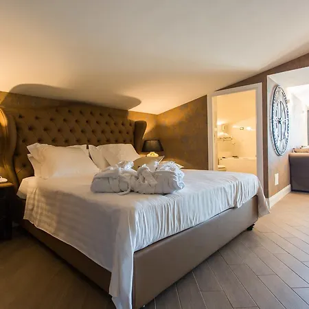 Marina & Hotell 4*